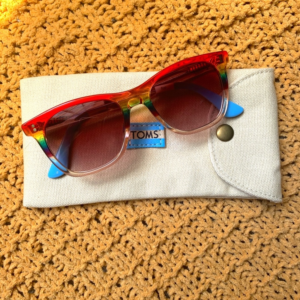 Toms Sunglasses Unity Collection